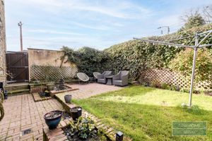 Photo 30- click for photo gallery